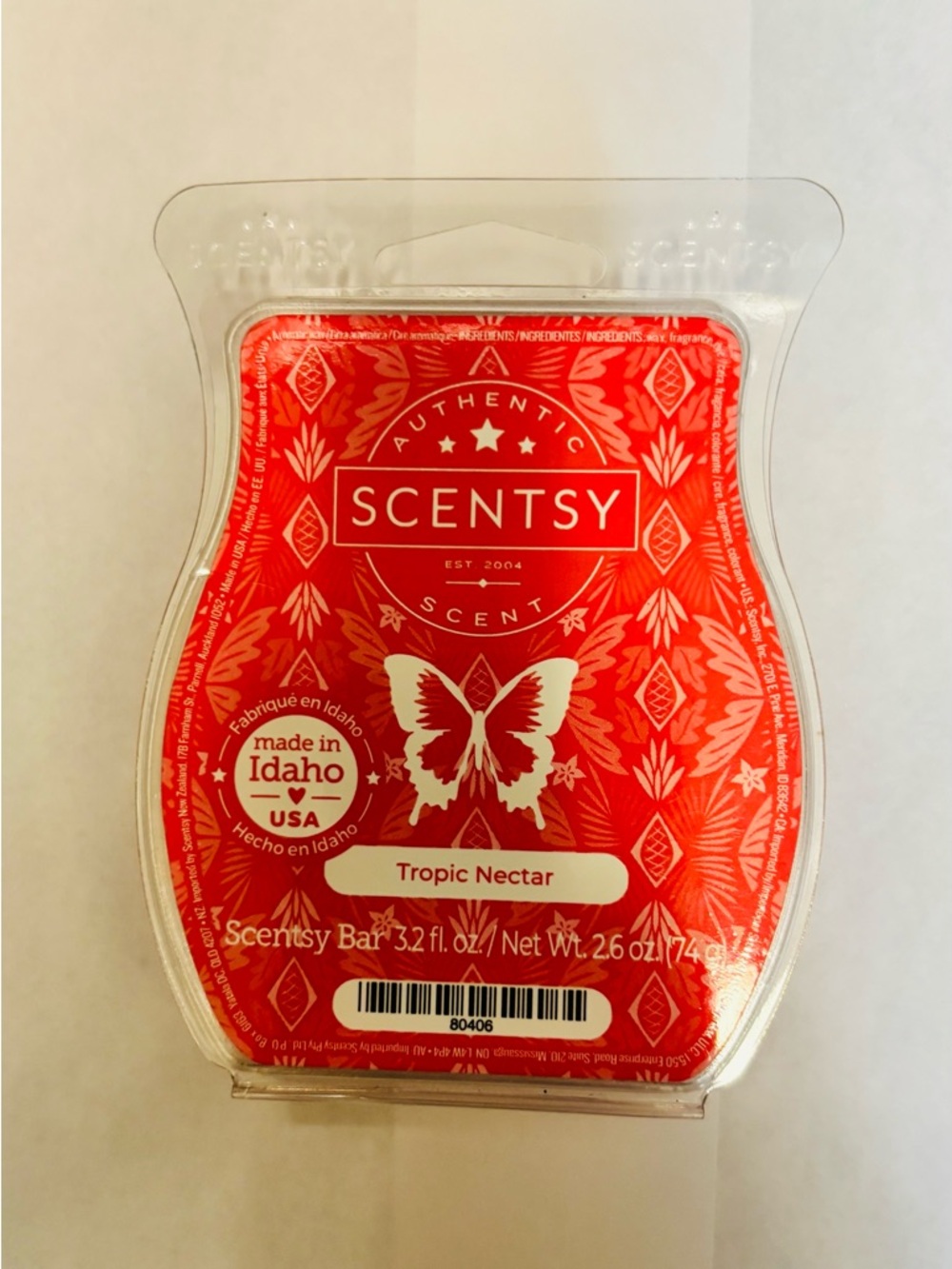 Scentsy Wax Melt Bars Trio Maple Rum Cake, Cinnamon Buttercream, Tropic Nectar - Picture 3 of 5